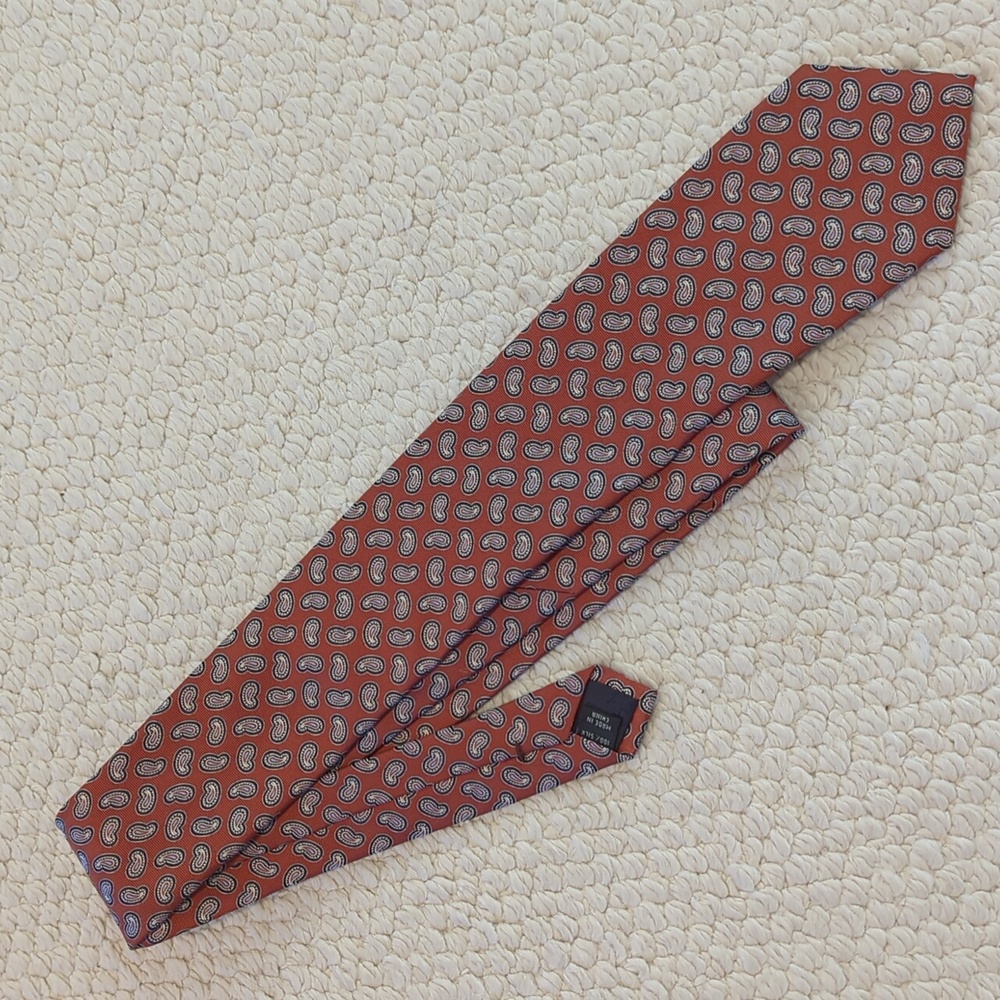 Deep Gold Paisley Tie